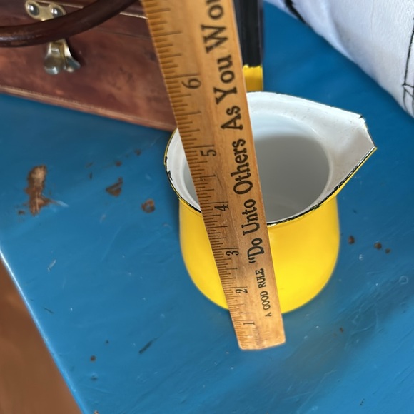 Vintage Yellow Enamelware Turkish Long Handle Mini Coffee Pot - Picture 7 of 7